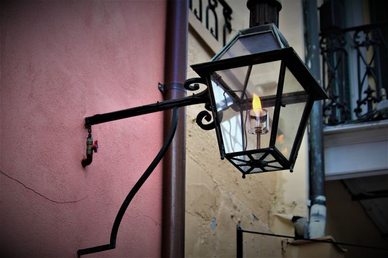 Lamp Post Repair Costs — Cost of Lamp Post Repair
